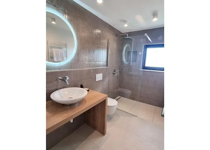 Villa Kinkeli Kinkeli *